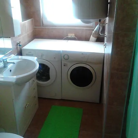 Apartment Dejan With Pools Pula