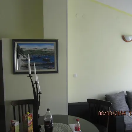 Apartment Dejan With Pools