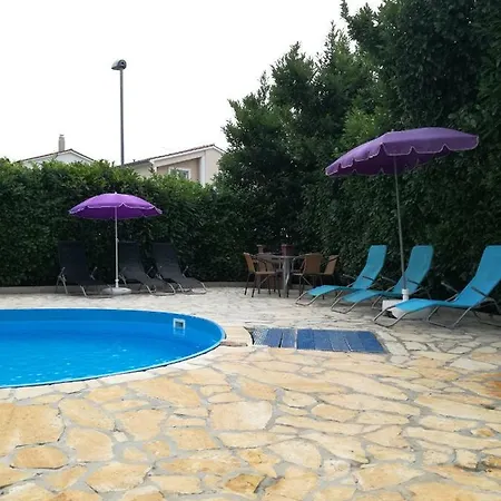 Dejan With Pools Apartment
