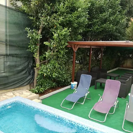 Apartment Dejan With Pools *