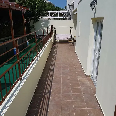 Apartment Dejan With Pools *